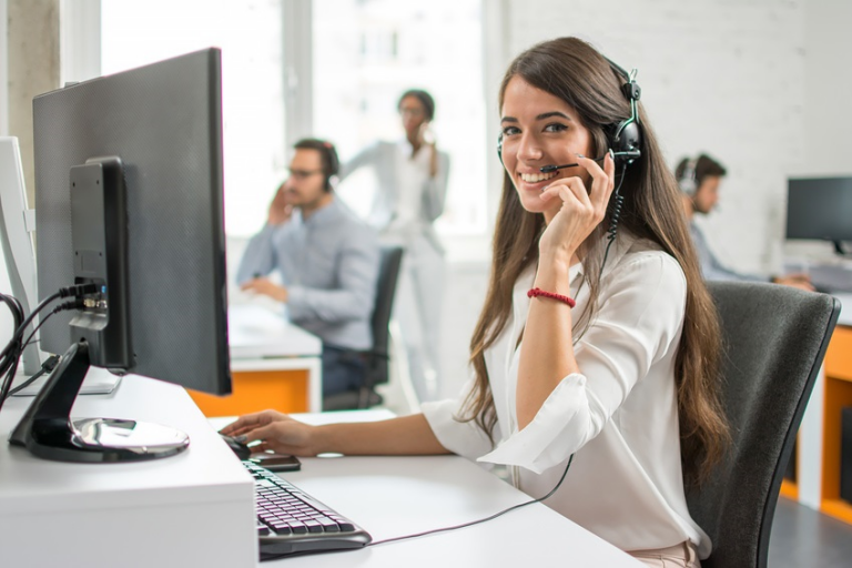 4 Key Personality Traits for A Perfect Customer Service Representative ...